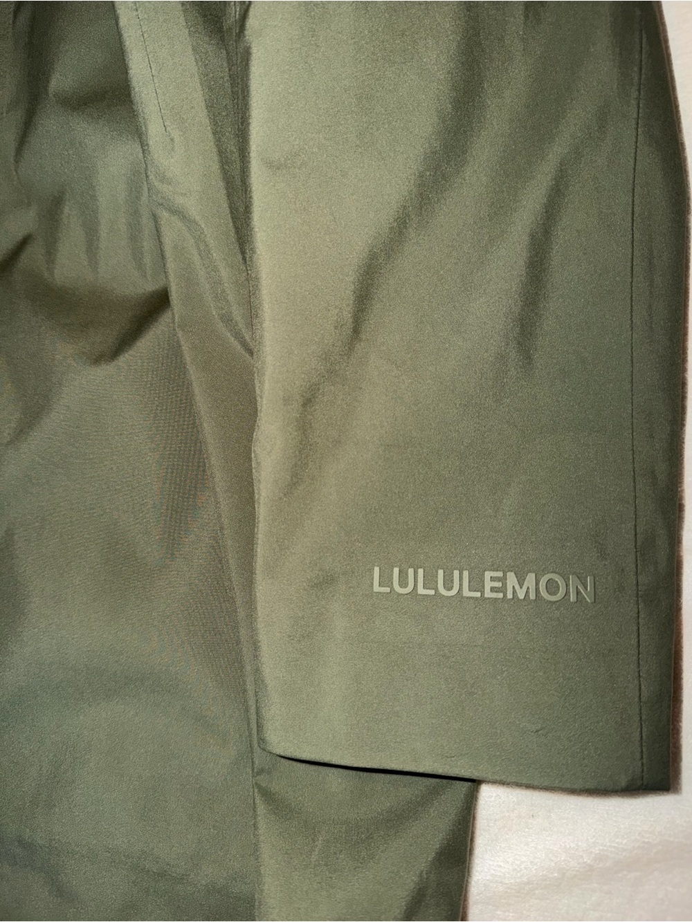 Women’s Lululemon Rain Rebel Hooded Raincoat Jacket - Olive Green - Picture 2 of 6